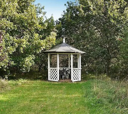 Hébergement de vacances Three-bedroom Holiday In 29