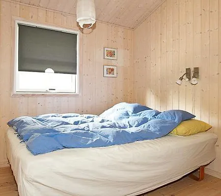 Hébergement de vacances Three-bedroom Holiday In 29 *