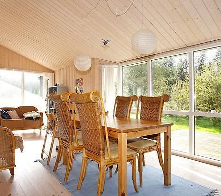 Hébergement de vacances Three-bedroom Holiday In 29 Fjerritslev